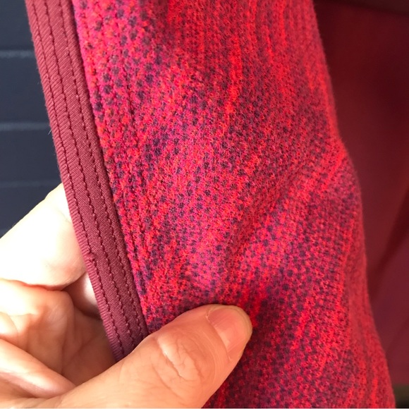 Lululemon Sporty Chic Two-Tone Jacket - Picture 5 of 9